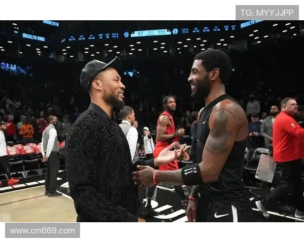 利拉德七次入选最佳阵容超越欧文 若身处大市场差距更加明显 利拉德七次入选最佳阵容超越欧文 若身处大市场差距更加明显