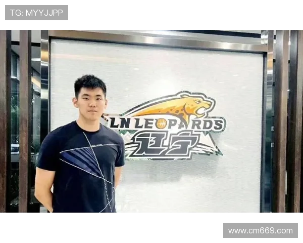 禁赛三年后辽篮计划送张峻豪黄秋实赴西班牙U22联赛 杨鸣宴请疑似为行为中心 禁赛三年后辽篮计划送张峻豪黄秋实赴西班牙U22联赛 杨鸣宴请疑似为行为中心