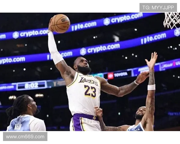 詹姆斯浓眉曾携手夺冠现身比佛利山庄 如今各自为队再度相聚 詹姆斯浓眉曾携手夺冠现身比佛利山庄 如今各自为队再度相聚